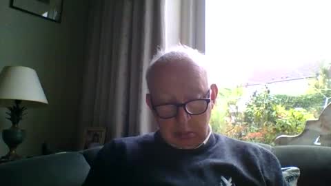 Snapshot of hotmuff99 chatting on October 20, 8:18 am hotmuff99 online show from October 20, 8:18 am