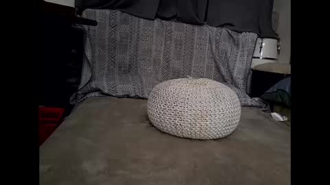 Snapshot of hotrox6942 chatting on September 23, 6:35 am hotrox6942 online show from September 23, 6:35 am