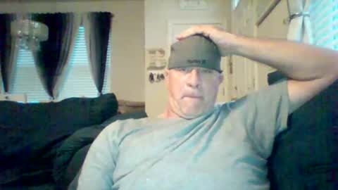 Snapshot of hotyummycock69 chatting on October 24, 11:23 am hotyummycock69 online show from October 24, 11:23 am