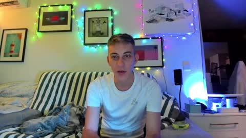 Hugo online show from December 17, 5:47 pm