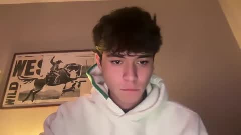 Snapshot of hungc0llegejock chatting on October 7, 1:43 am hungc0llegejock online show from October 7, 1:43 am