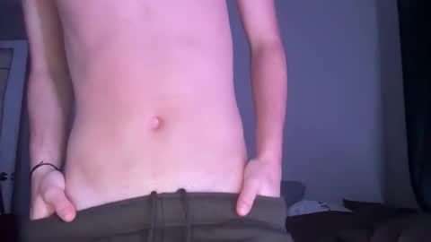 Snapshot of hungc0llegejock chatting on October 16, 2:41 am hungc0llegejock online show from October 16, 2:41 am