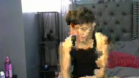 Thehunkpinoy online show from September 20, 11:32 am
