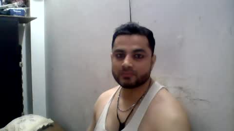 hunkster102 online show from April 26, 12:41 am