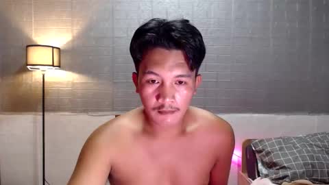 hunkylloyd online show from March 21, 4:27 am