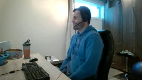 hurley7890 online show from February 3, 2:00 pm