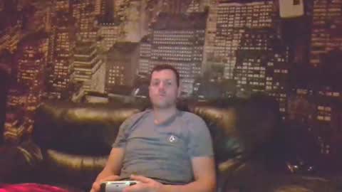 hurley7890 online show from December 31, 2:08 am