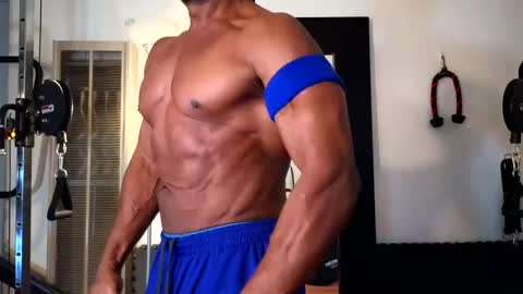 Mr. Frost online show from December 29, 7:00 pm