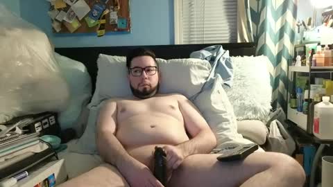 Snapshot of iamissac chatting on January 3, 1:38 am IAmIssac - Issac Dimitri online show from January 3, 1:38 am