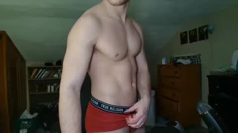 Snapshot of iamtommyparker chatting on March 8, 1:15 am iamtommyparker online show from March 8, 1:15 am