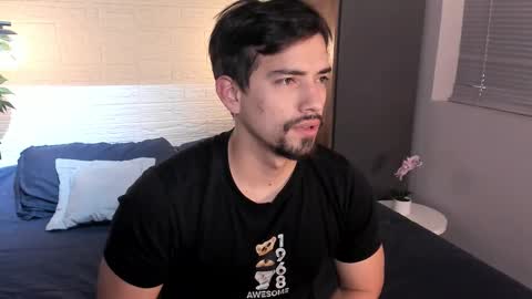 Ian Davis online show from September 19, 11:54 am