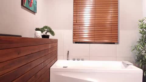 Ian Davis online show from February 27, 8:09 pm