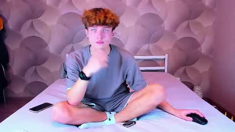 Ian Flor online show from December 1, 12:08 pm