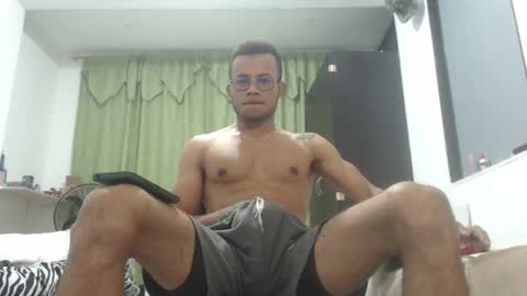 ian_tuner online show from February 8, 5:08 am