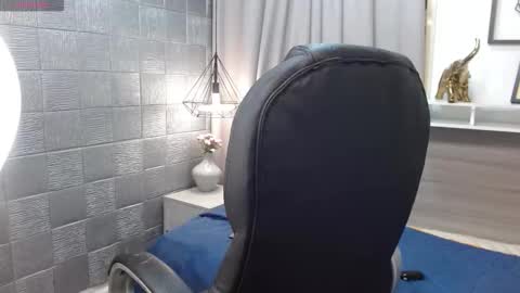 ian online show from October 12, 11:54 pm