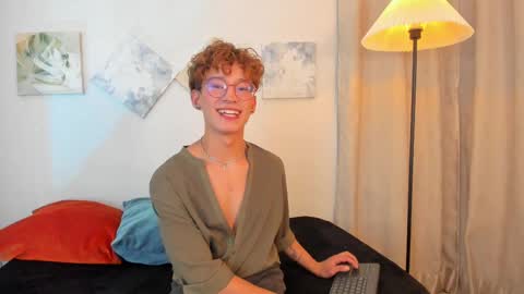 ian  online show from November 6, 4:15 am