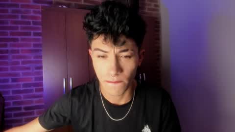 Andrew online show from November 24, 7:59 pm