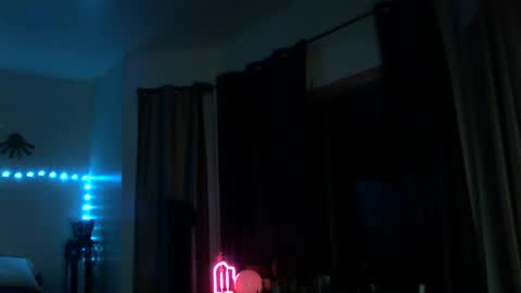 PMS online show from September 25, 2:43 am