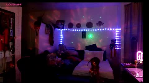 PMS online show from September 15, 11:00 am