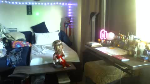 PMS online show from September 21, 1:55 pm