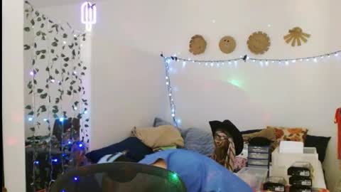 PMS online show from March 3, 1:15 pm