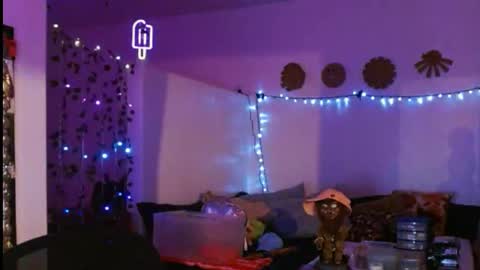 PMS online show from February 26, 4:14 am