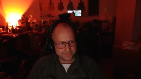 icum4ladies2021 online show from March 10, 2:06 am