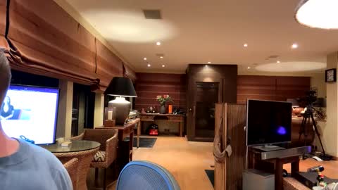 icuras online show from February 13, 9:31 pm