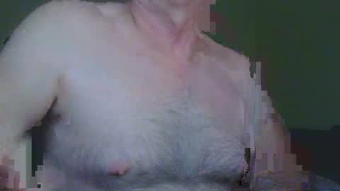 Snapshot of id10t4u chatting on January 11, 9:15 am id10t4u online show from January 11, 9:15 am