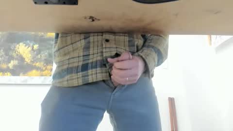 idfunguy2023 online show from February 11, 12:48 am