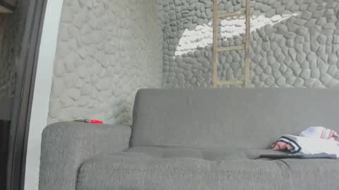 Iham online show from December 17, 6:25 pm