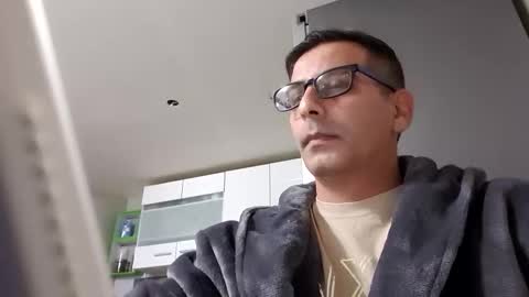 ihtiandar1008 online show from January 16, 10:01 pm