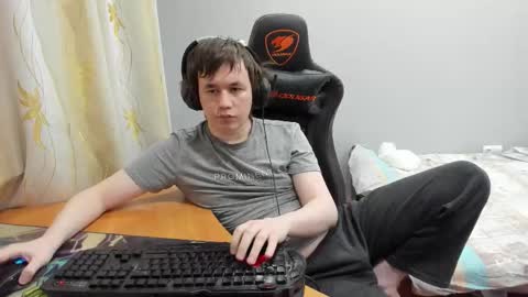 iliaskris online show from March 19, 4:32 pm