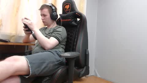 lord online show from December 3, 6:19 am