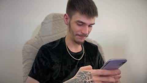 D-Illusion online show from December 13, 7:53 pm