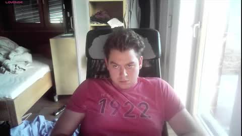 iloveyoutoo2000 online show from October 29, 3:37 pm