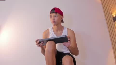 im_sebaslopez online show from February 17, 3:36 am