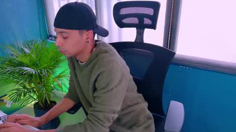 Tavo online show from February 20, 5:26 pm