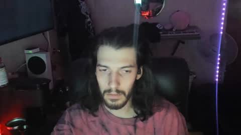 Snapshot of imalmostdead chatting on December 8, 7:43 pm tortapounder online show from December 8, 7:43 pm