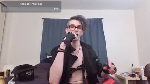 Snapshot of incubussy_x chatting on January 15, 3:43 am Incubussy X online show from January 15, 3:43 am