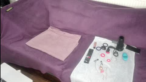 indian_exhibitionist online show from April 4, 9:45 pm