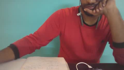 indianhornyboy289 online show from December 31, 11:31 am