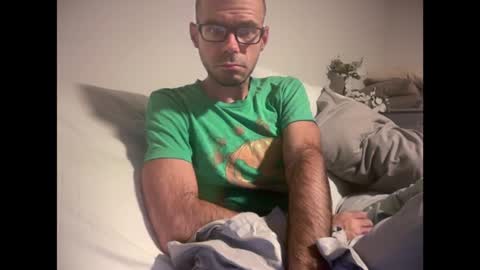 just1dude online show from December 3, 4:35 am