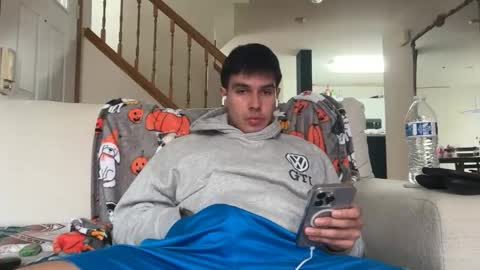 Lucas online show from October 30, 6:09 pm