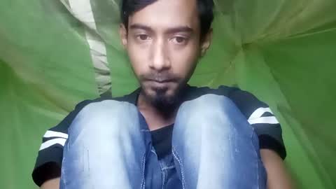 interne8famous online show from January 11, 11:03 am