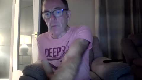 inthemood63 online show from September 16, 7:58 pm