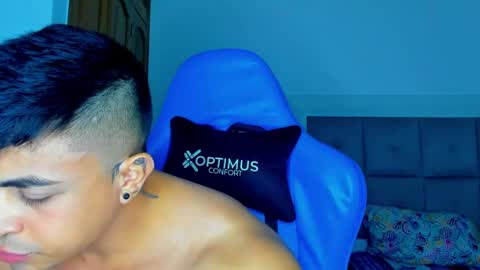 Iron online show from February 4, 1:02 am