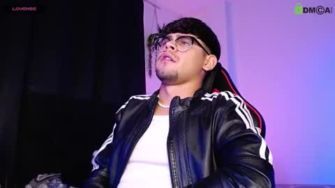 Isaac Saenz. online show from November 6, 12:57 am