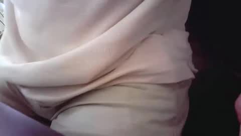 islandforfun online show from September 13, 4:08 pm