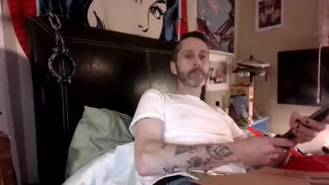 isntthisbreezemellow online show from January 7, 3:33 am